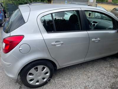 Opel Corsa Adatta per neopatentati usata Ciriè