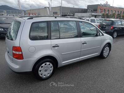 Volkswagen Touran Vokswagen Touran 1.6 Benzina Argento usata Scarlino