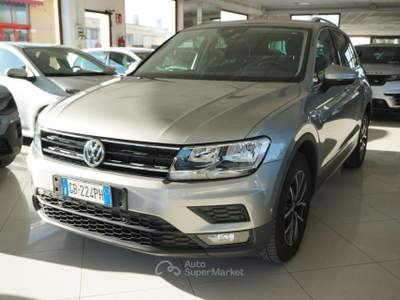 Volkswagen Tiguan 2.0 TDI SCR DSG Business BlueMotion Technology Grigio usata San Vito dei Normanni Volkswagen Tiguan 2.0 TDI SCR DSG Business BlueMotion Technology Grigio usata San Vito dei Normanni