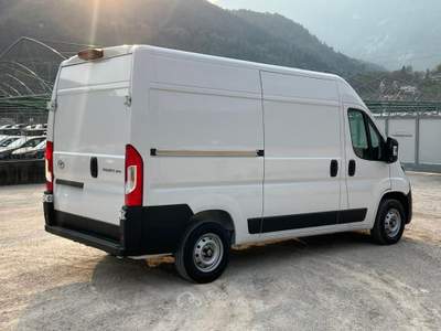 Toyota Proace 33 2.2 BlueHDi 120CV PM-TM Furgone Bianco usata Arsiè