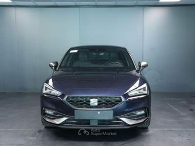 Seat Leon 1.5 eTSI 150 CV DSG FR Blu/Azzurro usata Arsiè