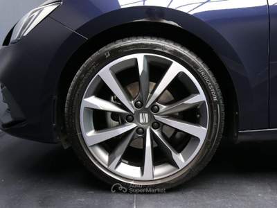 Seat Leon 1.5 eTSI 150 CV DSG FR Blu/Azzurro usata Arsiè