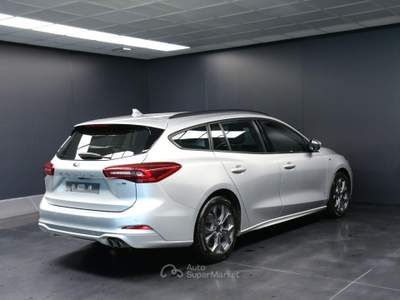Ford Focus 1.0 EcoBoost Hybrid 125CV Powershift SW ST-Line De Argento usata Arsiè