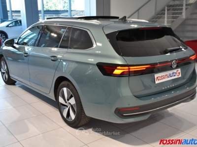 Volkswagen Passat 2.0 TDI 150 CV DSG BUSINESS + TETTO + PARK&COMFORT Verde usata Quinzano D'oglio