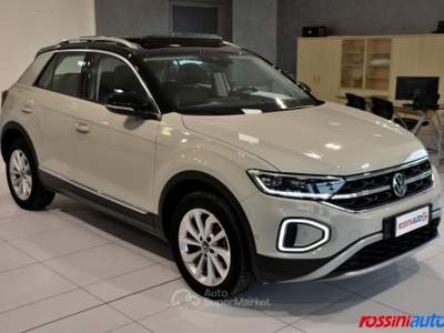 Volkswagen T-Roc 1.5 TSI 150 CV DSG STYLE + TETTO + TECH PACK + I.Q Grigio usata Quinzano D'oglio