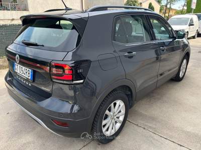 Volkswagen T-Cross 1.0 TSI Style BMT SENSORI PARK SEDILI RISCALDATI Grigio usata Nogarole Rocca