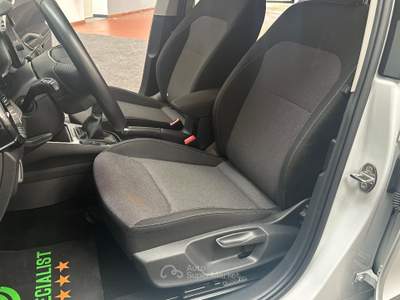 Skoda Fabia 1.0 tsi Young Edition NEOPAT.|CARPLAY|RETROCAMERA Bianco usata Como