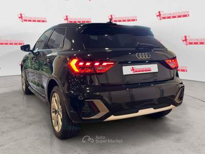 Audi A1 30 1.0 tfsi Identity Contrast 116cv s tronic Nero usata Genova