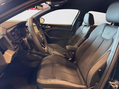Audi A1 30 1.0 tfsi Identity Contrast 116cv s tronic Nero usata Genova