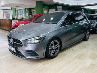 Mercedes-Benz Classe B B 180 d Automatic Premium Grigio usata Morano Calabro