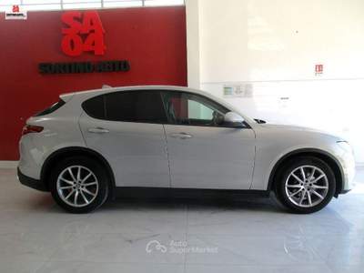 Alfa Romeo Stelvio 2.2 T.diesel 190CV AT8 RWD Exec. Blu/Azzurro usata Vittoria