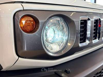Suzuki Jimny Suzuki Jimny 1.5 102 CV GLX 5P. AUTO Bianco usata Sant'Anastasia
