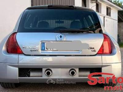 Renault Clio 3.0 V6 24V 3p. Renault Sport Argento usata Mogliano Veneto