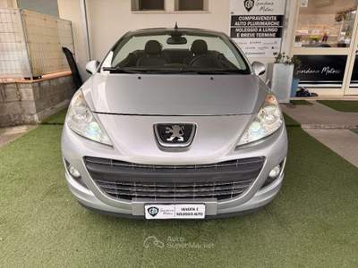 Peugeot 207  CC 1.6 hdi 8v Feline 112cv Argento usata Spigno Saturnia