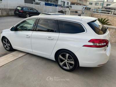 Peugeot 308 S&S SW Allure Bianco usata Castellana Grotte