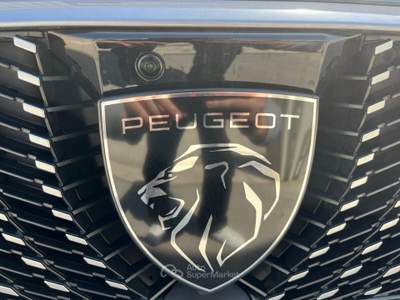 Peugeot 3008 Hybrid 145 e-DCS6 GT Grigio usata Castellana Grotte