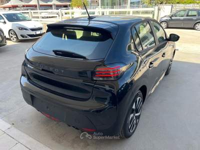 Peugeot 208 1.2 benz. 5p Style Nero usata Castellana Grotte