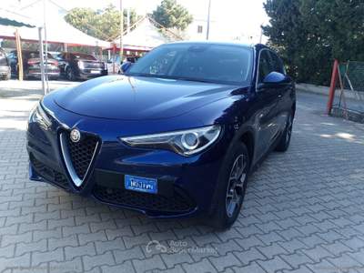 Alfa Romeo Stelvio Stelvio 2.2 T.diesel 190 CV AT8 Q4 Super Blu/Azzurro usata Nova Siri
