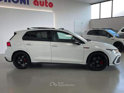 Volkswagen Golf 2.0 TSI 245CV DSG DCC Tetto Matrix 19 H.K. Tel. Fendi Bianco usata Leno