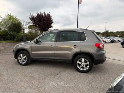 Volkswagen Tiguan Tiguan 2.0 TSI 4MOTION 4X4 Sport & Style usata Cervia