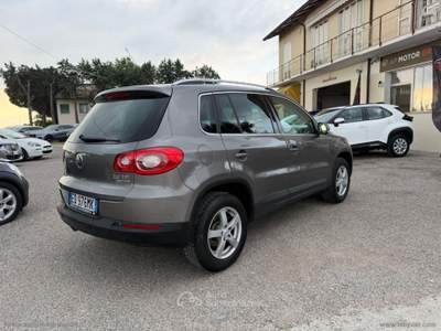 Volkswagen Tiguan Tiguan 2.0 TSI 4MOTION 4X4 Sport & Style usata Cervia