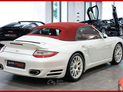 Porsche 911 530cv Grigio usata Vergiate