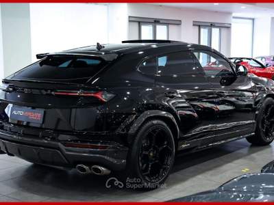 Lamborghini Urus 4.0 Performante|IVA ESP| FULL CARBON SPEC Nero usata Vergiate