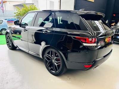 Land Rover Range Rover Sport Range Sport 3.0 TDV6 HSE Dynamic Nero usata Rosta