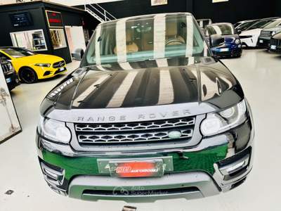Land Rover Range Rover Sport Range Sport 3.0 TDV6 HSE Dynamic Nero usata Rosta