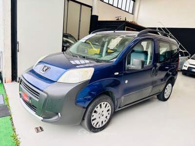 Peugeot Bipper Tepee 1.3 HDi 75 FAP Active Blu/Azzurro usata Rosta
