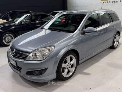 Opel Astra Sport+Pelle+4Stagioni+Neopatentati usata Sedriano