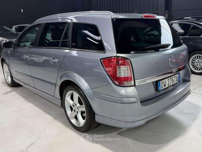 Opel Astra Sport+Pelle+4Stagioni+Neopatentati usata Sedriano