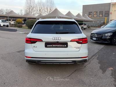 Audi A4 2.0 40 TDI QUATTRO  SPORT s-line S TRONIC Bianco usata Alonte