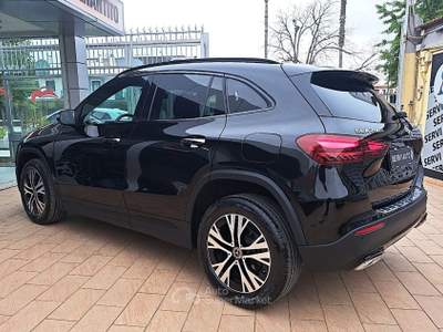 Mercedes-Benz GLA GLA 200 d  Advanced Plus auto Nero usata Casoria