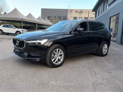 Volvo XC60 XC60 B4 (d) AWD Geartronic Momentum Pro Nero usata Alonte