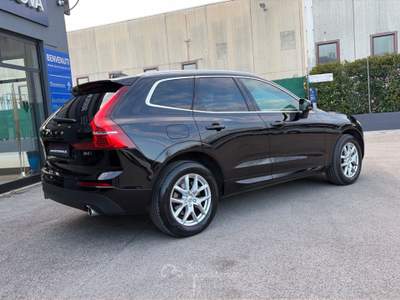 Volvo XC60 XC60 B4 (d) AWD Geartronic Momentum Pro Nero usata Alonte