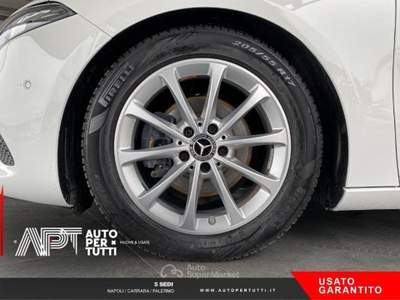 Mercedes-Benz Classe A A 180 d Sport auto Blu/Azzurro usata Marano di Napoli