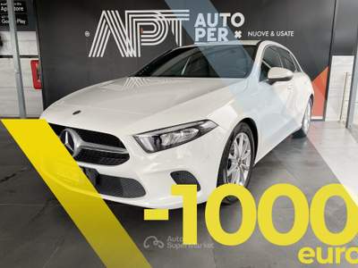 Mercedes-Benz Classe A A 180 d Sport auto Blu/Azzurro usata Marano di Napoli