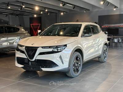 Alfa Romeo Junior 1.2 Hybrid ibrida eDCT6 Bianco usata Montagna in Valtellina