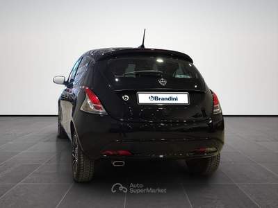 Lancia Ypsilon  1.0 firefly hybrid oro s&s 70cv Nero usata Firenze