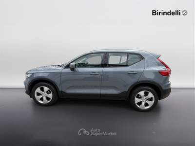 Volvo XC40  - xc40 t2 momentum core Blu/Azzurro usata Vinci