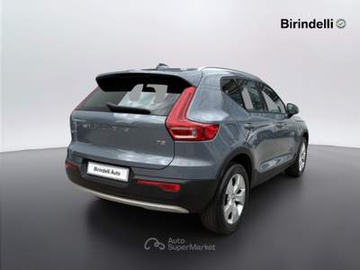 Volvo XC40  - xc40 t2 momentum core Blu/Azzurro usata Vinci