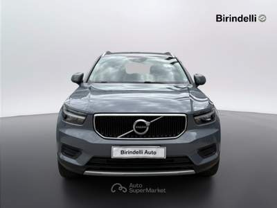 Volvo XC40  - xc40 t2 momentum core Blu/Azzurro usata Vinci