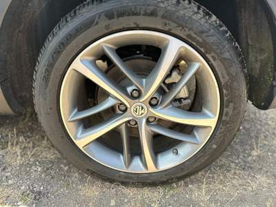 MG HS  - hs 1.5 t luxury Nero usata Legnano