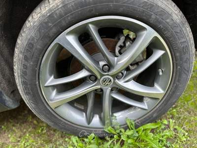 MG HS  - hs 1.5 t luxury Nero usata Legnano