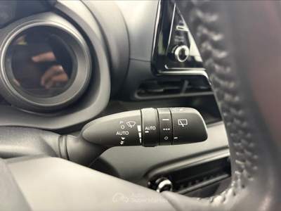 Toyota Yaris Yaris 1.5h trend Grigio usata Settimo Torinese