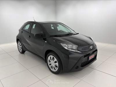 Toyota Aygo X  1.0 active 72cv Nero usata Settimo Torinese