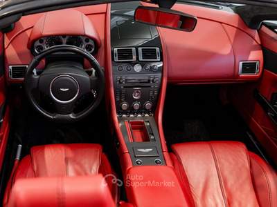 Aston Martin Vantage Vantage roadster 4.3 v8 sportshift Nero usata Milano