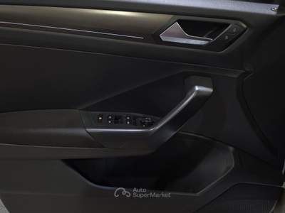 Volkswagen T-Roc  1.0 tsi style 115cv Bianco usata Firenze