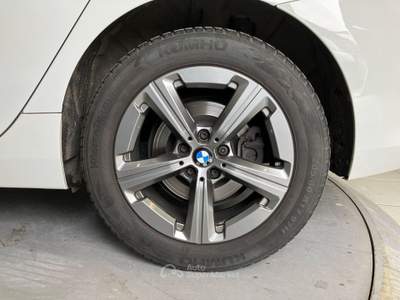 BMW Serie 2 218d Serie 2  Active Tourer 218d DCT Bianco usata Como